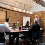 Apartment Altkreut Festenhof, Linde Und Kastanie, 2 Grosse Fewos Fuer Gruppen Bis 19 Personen Ruhig Und Naturnah, 60 Min Von Muenchen *